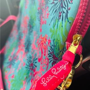 Lilly Pulitzer NWOT Laptop Bag Case in Dirty Shirley print with Crossbody Strap